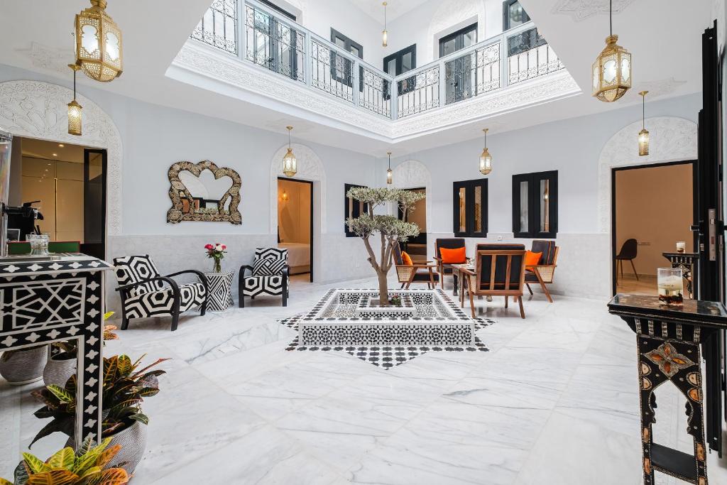 Riad Free People & Spa – rénovation et décoration de riad par MF INTERIORS, vue 3