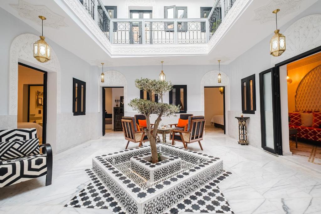 Riad Free People & Spa – rénovation et décoration de riad par MF INTERIORS, vue 5